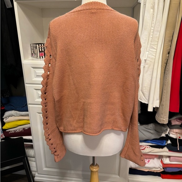 Great condition cozy sweater - Picture 3 of 4
